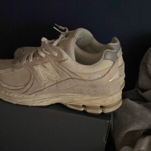 I had these for 4 months i didn’t like them because all I wear are slides